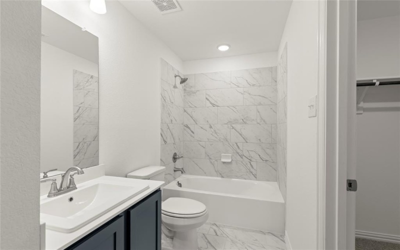 1457 Martingale Ln, Forney, TX 75126, 4 Habitaciones Habitaciones , ,3 BañosBaños,Residential,En Venta,1457 Martingale Ln,20786516