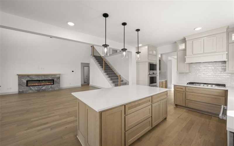7112 Seagrove Court, Grand Prairie, TX 75054, 5 Bedrooms Bedrooms, ,5 BathroomsBathrooms,Residential,For Sale,7112 Seagrove Court,20787854