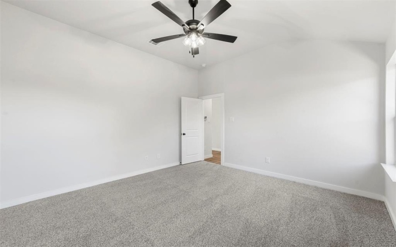 1102 Holly Street, Cleburne, TX 76033, 3 Bedrooms Bedrooms, ,2 BathroomsBathrooms,Residential,For Sale,1102 Holly Street,20788314