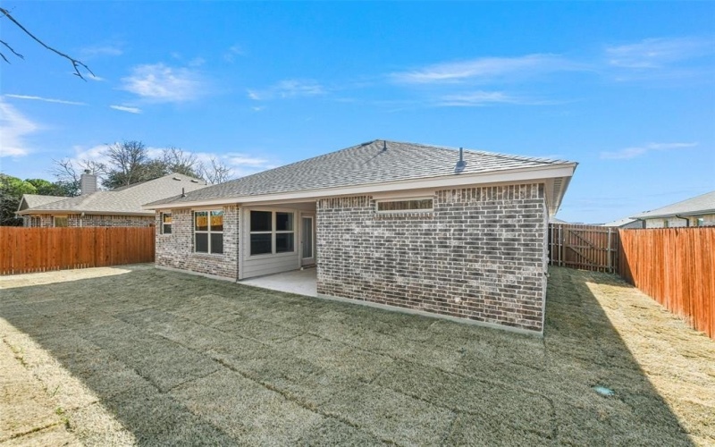 1102 Holly Street, Cleburne, TX 76033, 3 Bedrooms Bedrooms, ,2 BathroomsBathrooms,Residential,For Sale,1102 Holly Street,20788314