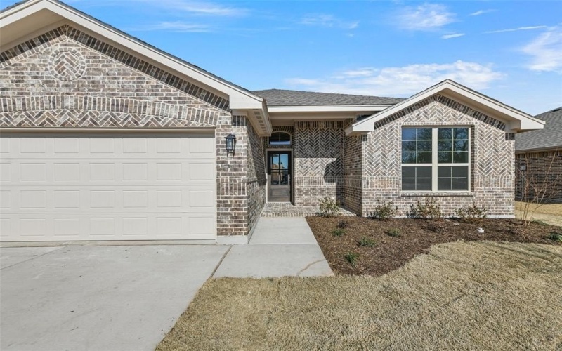 1102 Holly Street, Cleburne, TX 76033, 3 Bedrooms Bedrooms, ,2 BathroomsBathrooms,Residential,For Sale,1102 Holly Street,20788314