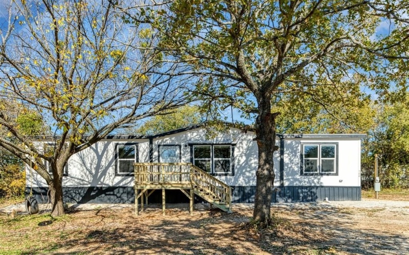 700 Alaska Street, Keene, TX 76059, 3 Bedrooms Bedrooms, ,2 BathroomsBathrooms,Residential,For Sale,700 Alaska Street,20788426