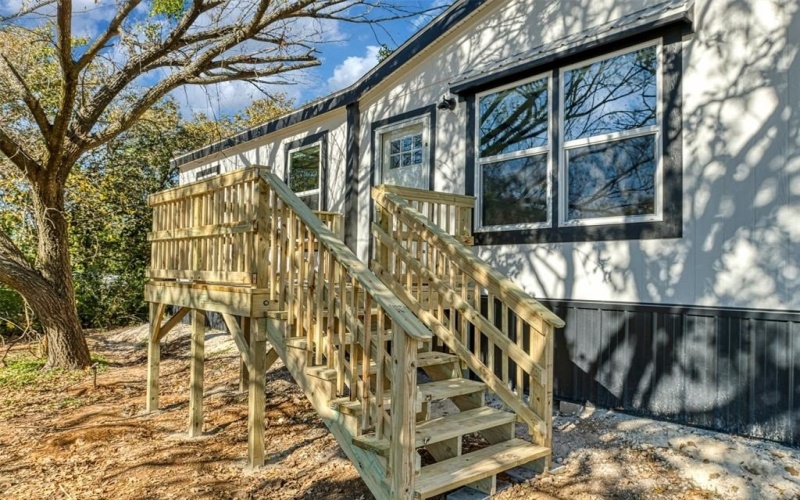 700 Alaska Street, Keene, TX 76059, 3 Bedrooms Bedrooms, ,2 BathroomsBathrooms,Residential,For Sale,700 Alaska Street,20788426