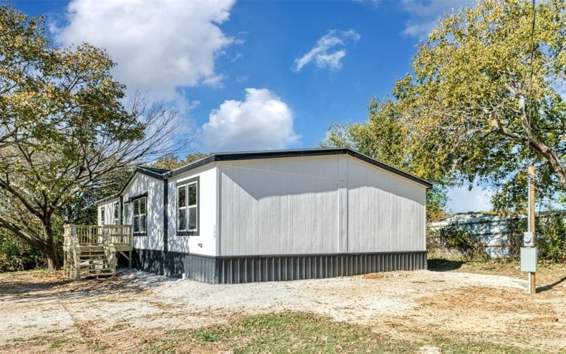 700 Alaska Street, Keene, TX 76059, 3 Bedrooms Bedrooms, ,2 BathroomsBathrooms,Residential,For Sale,700 Alaska Street,20788426