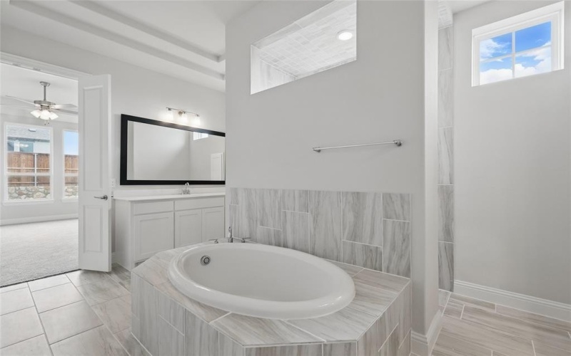 713 Meridian Drive, Aledo, TX 76008, 5 Habitaciones Habitaciones , ,5 BañosBaños,Residential,En Venta,713 Meridian Drive,20796218
