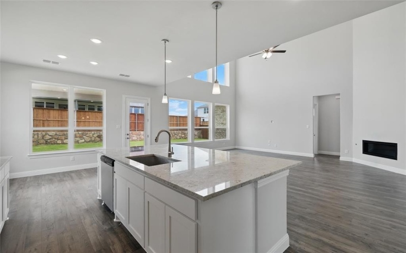 713 Meridian Drive, Aledo, TX 76008, 5 Habitaciones Habitaciones , ,5 BañosBaños,Residential,En Venta,713 Meridian Drive,20796218