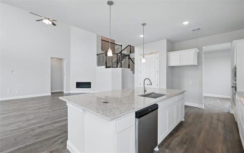 713 Meridian Drive, Aledo, TX 76008, 5 Habitaciones Habitaciones , ,5 BañosBaños,Residential,En Venta,713 Meridian Drive,20796218