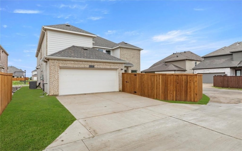 1313 Overton Street, Frisco, TX 75036, 5 Habitaciones Habitaciones , ,5 BañosBaños,Residential,En Venta,1313 Overton Street,20792407