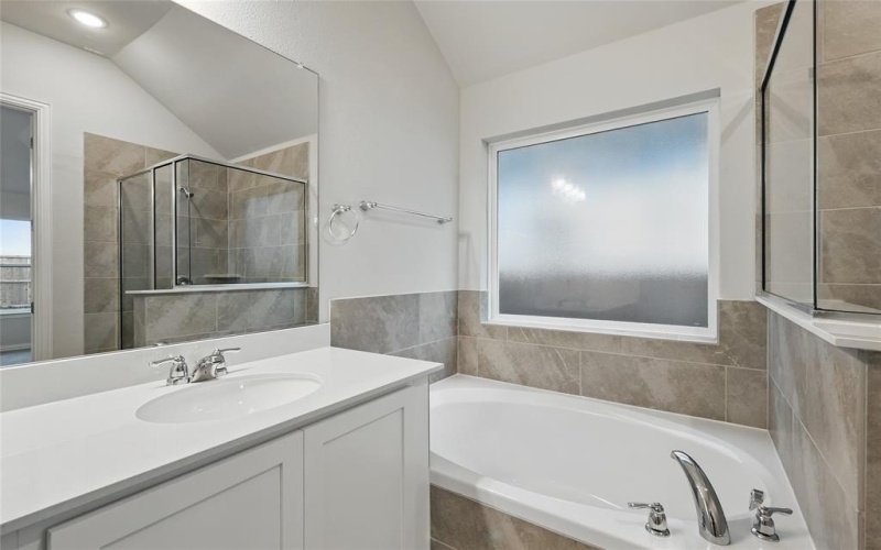 16357 Renault Street, Fort Worth, TX 76247, 3 Habitaciones Habitaciones , ,2 BañosBaños,Residential,En Venta,16357 Renault Street,20796302