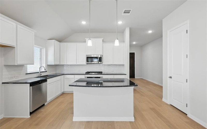 16357 Renault Street, Fort Worth, TX 76247, 3 Habitaciones Habitaciones , ,2 BañosBaños,Residential,En Venta,16357 Renault Street,20796302