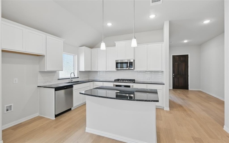16357 Renault Street, Fort Worth, TX 76247, 3 Habitaciones Habitaciones , ,2 BañosBaños,Residential,En Venta,16357 Renault Street,20796302