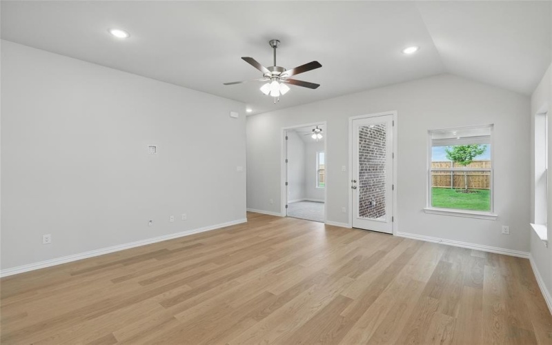 16357 Renault Street, Fort Worth, TX 76247, 3 Habitaciones Habitaciones , ,2 BañosBaños,Residential,En Venta,16357 Renault Street,20796302