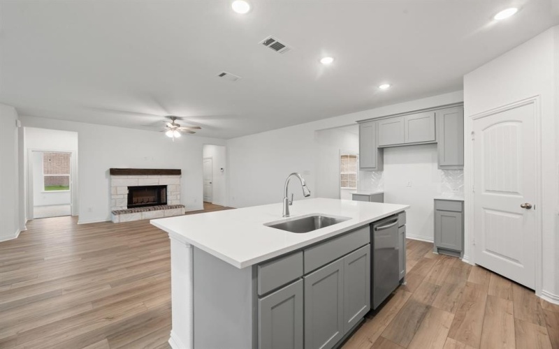 1560 County Road 200, Valley View, TX 76272, 4 Bedrooms Bedrooms, ,3 BathroomsBathrooms,Residential,For Sale,1560 County Road 200,20792951