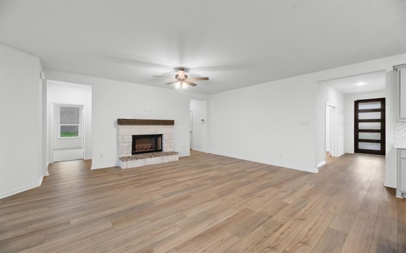 1560 County Road 200, Valley View, TX 76272, 4 Bedrooms Bedrooms, ,3 BathroomsBathrooms,Residential,For Sale,1560 County Road 200,20792951