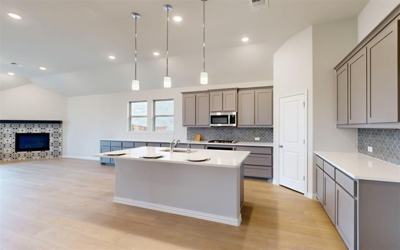 7220 Monarch Trail, McKinney, TX 75071, 4 Bedrooms Bedrooms, ,2 BathroomsBathrooms,Residential,For Sale,7220 Monarch Trail,20793656