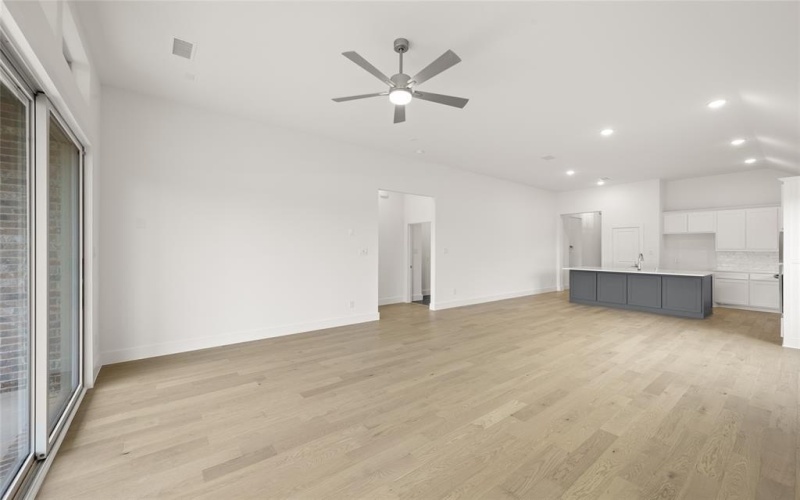 3742 Ironwood Street, Midlothian, TX 76065, 4 Bedrooms Bedrooms, ,3 BathroomsBathrooms,Residential,For Sale,3742 Ironwood Street,20794275
