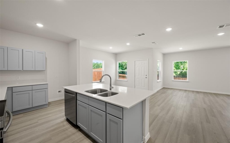 1607 Annabelle Street, Cleburne, TX 76031, 4 Habitaciones Habitaciones , ,2 BañosBaños,Residential,En Venta,1607 Annabelle Street,20789880