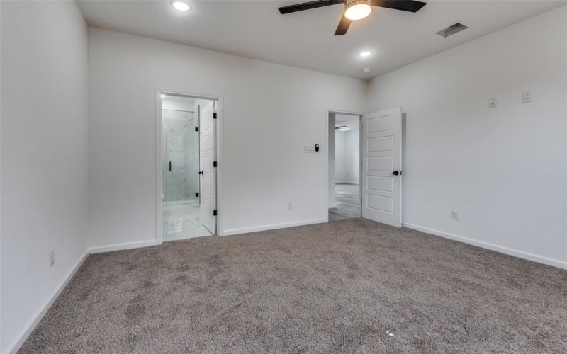 5610 Black Pine Circle, Granbury, TX 76048, 3 Habitaciones Habitaciones , ,2 BañosBaños,Residential,En Venta,5610 Black Pine Circle,20794562