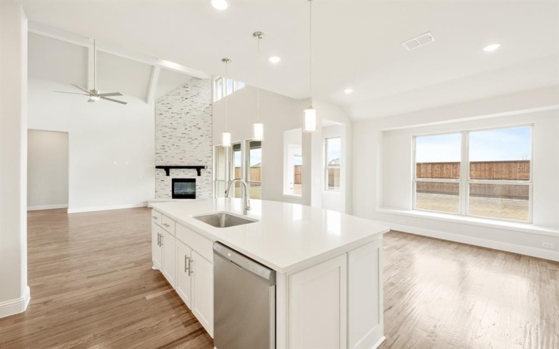 3909 Hidden Cove Court, Rockwall, TX 75032, 4 Habitaciones Habitaciones , ,2 BañosBaños,Residential,En Venta,3909 Hidden Cove Court,20790126