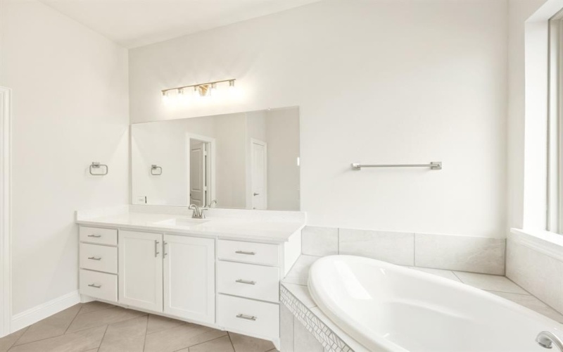3909 Hidden Cove Court, Rockwall, TX 75032, 4 Habitaciones Habitaciones , ,2 BañosBaños,Residential,En Venta,3909 Hidden Cove Court,20790126
