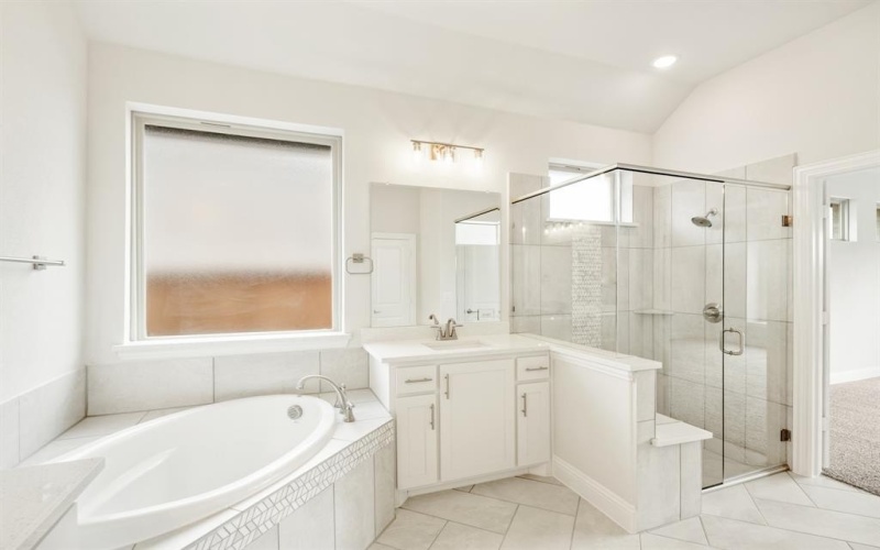 3909 Hidden Cove Court, Rockwall, TX 75032, 4 Habitaciones Habitaciones , ,2 BañosBaños,Residential,En Venta,3909 Hidden Cove Court,20790126