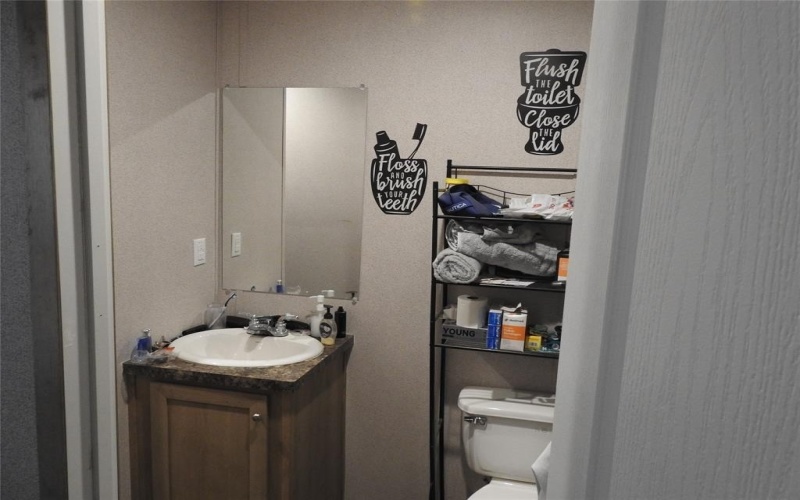 2096 Everheart Road, Bells, TX 75414, 3 Bedrooms Bedrooms, ,2 BathroomsBathrooms,Residential,For Sale,2096 Everheart Road,0,20794705