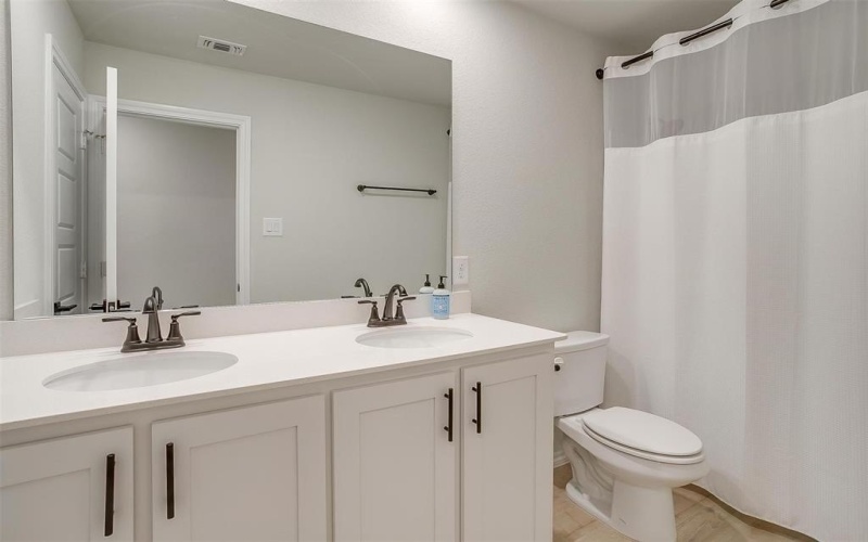 333 Pasture Drive, Midlothian, TX 76065, 4 Bedrooms Bedrooms, ,2 BathroomsBathrooms,Residential,For Sale,333 Pasture Drive,20790164