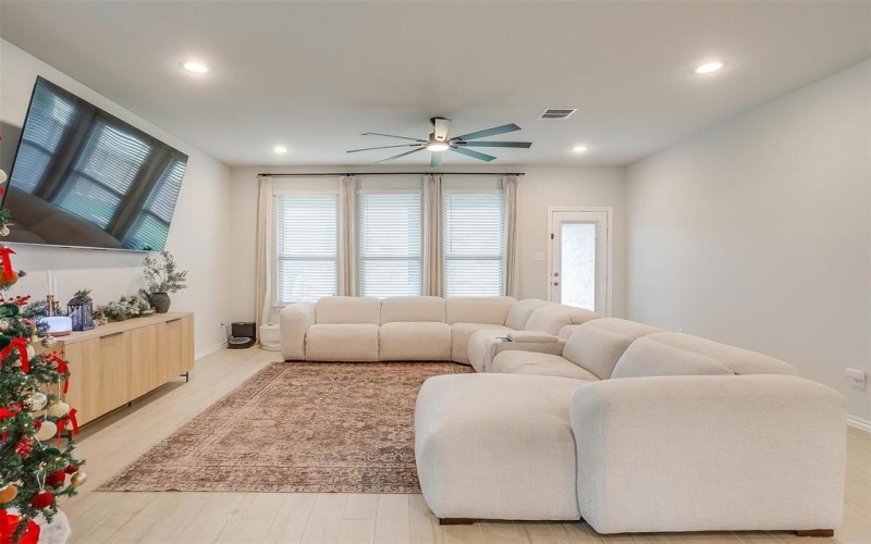 333 Pasture Drive, Midlothian, TX 76065, 4 Bedrooms Bedrooms, ,2 BathroomsBathrooms,Residential,For Sale,333 Pasture Drive,20790164