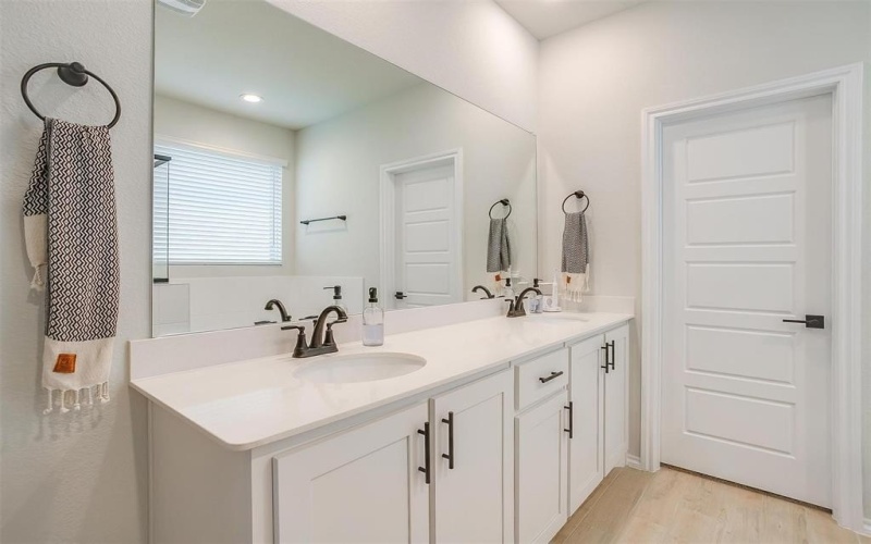 333 Pasture Drive, Midlothian, TX 76065, 4 Bedrooms Bedrooms, ,2 BathroomsBathrooms,Residential,For Sale,333 Pasture Drive,20790164