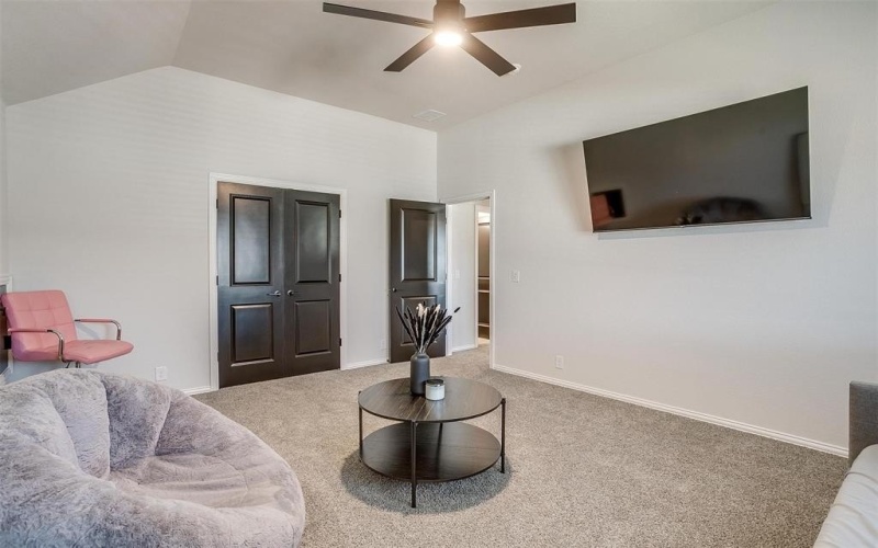 5214 Rowlan Row, Midlothian, TX 76065, 4 Bedrooms Bedrooms, ,2 BathroomsBathrooms,Residential,For Sale,5214 Rowlan Row,20790192