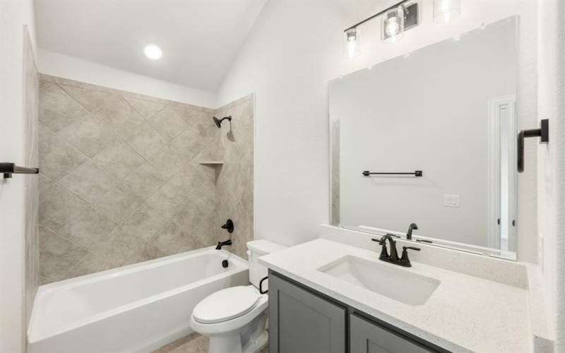 145 Fireberry Drive, Glenn Heights, TX 75154, 5 Bedrooms Bedrooms, ,5 BathroomsBathrooms,Residential,For Sale,145 Fireberry Drive,20794866