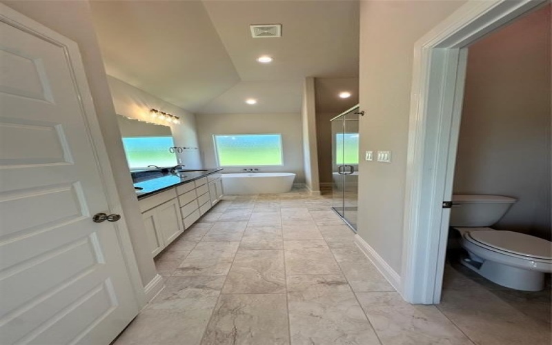 684 CR 1560, Chico, TX 76431, 3 Bedrooms Bedrooms, ,2 BathroomsBathrooms,Residential,For Sale,684 CR 1560,20795055