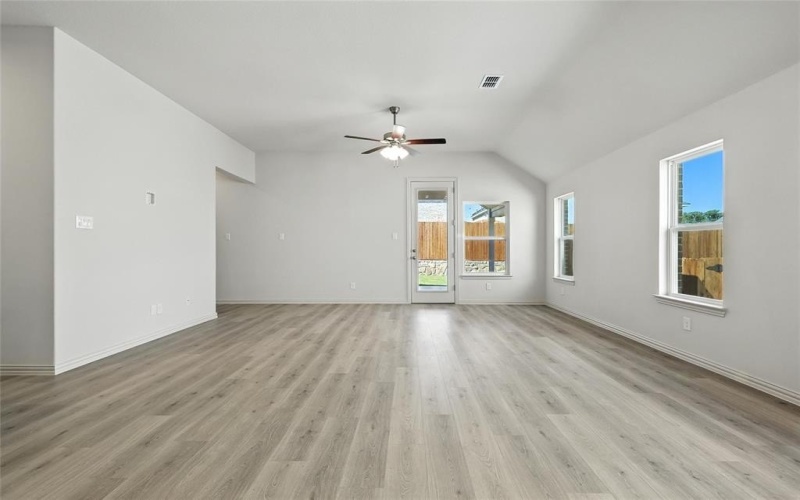 1436 Odette Drive, Arlington, TX 76013, 4 Habitaciones Habitaciones , ,3 BañosBaños,Residential,En Venta,1436 Odette Drive,0,20790588