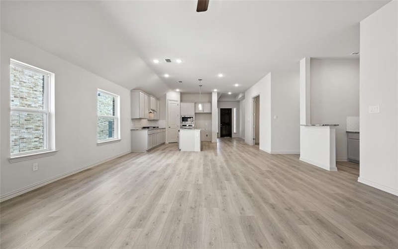 1436 Odette Drive, Arlington, TX 76013, 4 Habitaciones Habitaciones , ,3 BañosBaños,Residential,En Venta,1436 Odette Drive,0,20790588