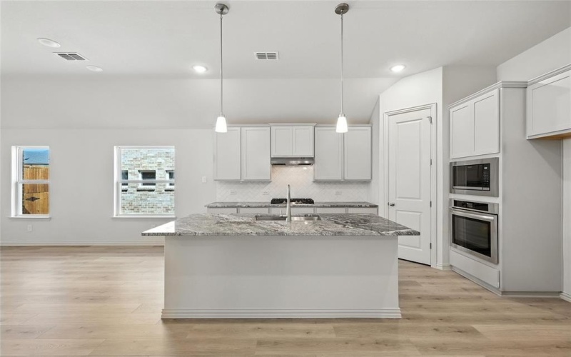 1436 Odette Drive, Arlington, TX 76013, 4 Habitaciones Habitaciones , ,3 BañosBaños,Residential,En Venta,1436 Odette Drive,0,20790588