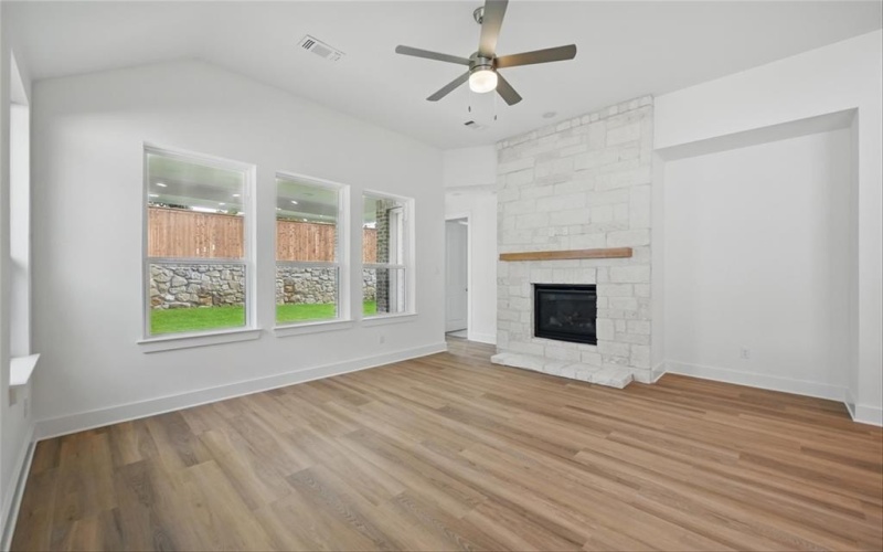 4305 Sanctuary Drive, Denison, TX 75020, 3 Bedrooms Bedrooms, ,2 BathroomsBathrooms,Residential,For Sale,4305 Sanctuary Drive,20795213