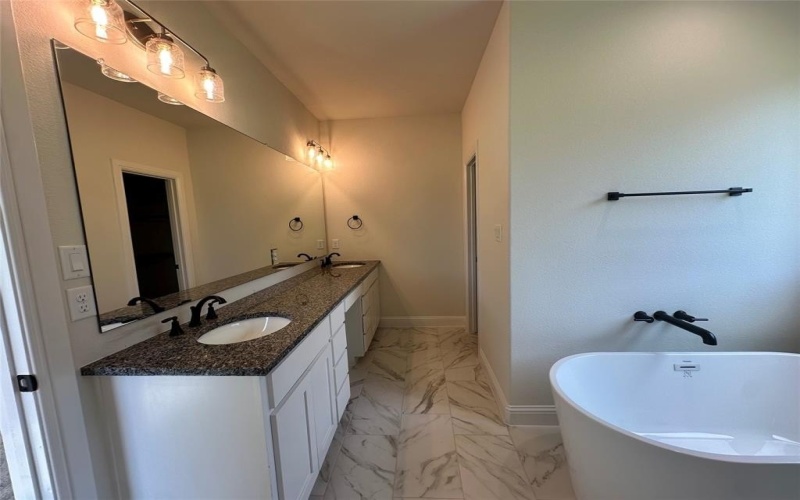 692 CR 1560, Chico, TX 76431, 3 Bedrooms Bedrooms, ,2 BathroomsBathrooms,Residential,For Sale,692 CR 1560,20795595