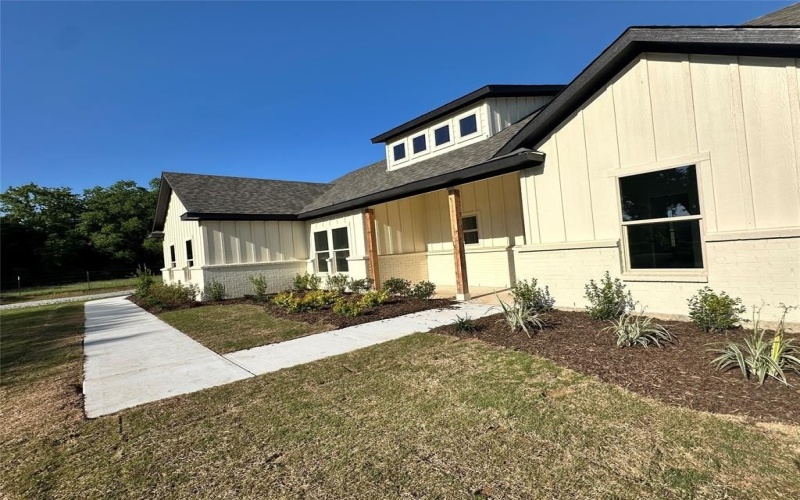 692 CR 1560, Chico, TX 76431, 3 Bedrooms Bedrooms, ,2 BathroomsBathrooms,Residential,For Sale,692 CR 1560,20795595