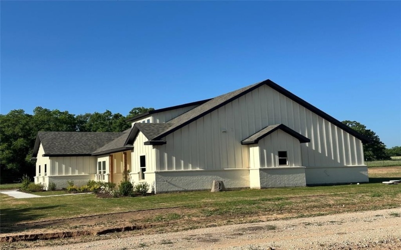 692 CR 1560, Chico, TX 76431, 3 Bedrooms Bedrooms, ,2 BathroomsBathrooms,Residential,For Sale,692 CR 1560,20795595