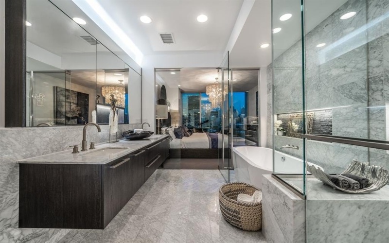 3130 N Harwood Street #1401, Dallas, TX 75201, 3 Bedrooms Bedrooms, ,3 BathroomsBathrooms,Residential,For Sale,3130 N Harwood Street,20795625