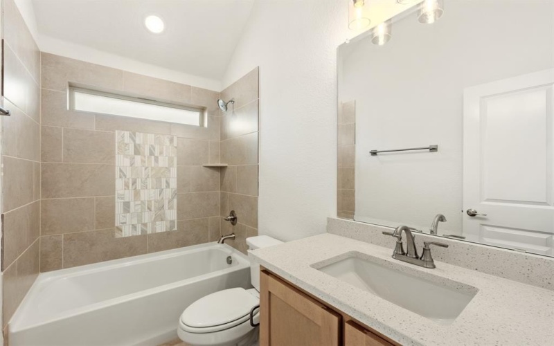 2808 Parkwood Circle, Denton, TX 76226, 4 Bedrooms Bedrooms, ,2 BathroomsBathrooms,Residential,For Sale,2808 Parkwood Circle,20791519