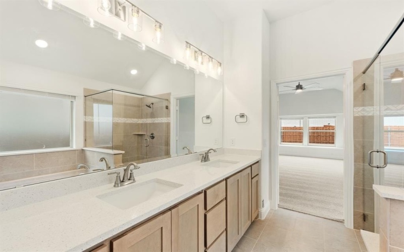 2808 Parkwood Circle, Denton, TX 76226, 4 Bedrooms Bedrooms, ,2 BathroomsBathrooms,Residential,For Sale,2808 Parkwood Circle,20791519