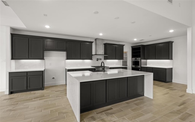 1123 E Hidden Lakes Drive, DeSoto, TX 75115, 4 Habitaciones Habitaciones , ,3 BañosBaños,Residential,En Venta,1123 E Hidden Lakes Drive,0,20795764