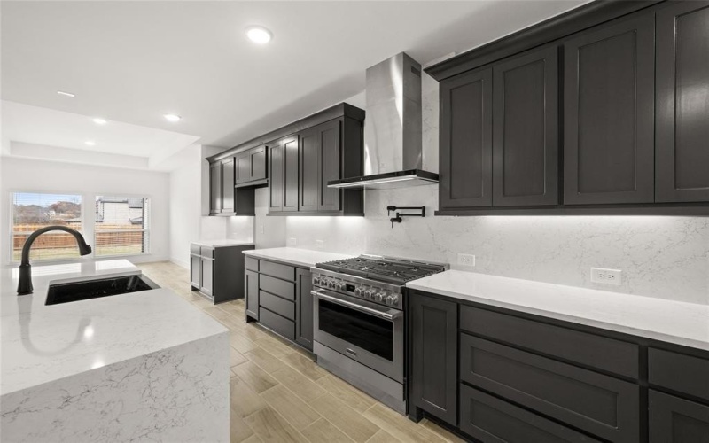 1123 E Hidden Lakes Drive, DeSoto, TX 75115, 4 Habitaciones Habitaciones , ,3 BañosBaños,Residential,En Venta,1123 E Hidden Lakes Drive,0,20795764