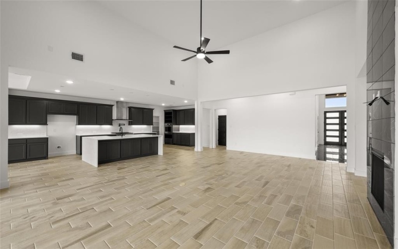 1123 E Hidden Lakes Drive, DeSoto, TX 75115, 4 Habitaciones Habitaciones , ,3 BañosBaños,Residential,En Venta,1123 E Hidden Lakes Drive,0,20795764