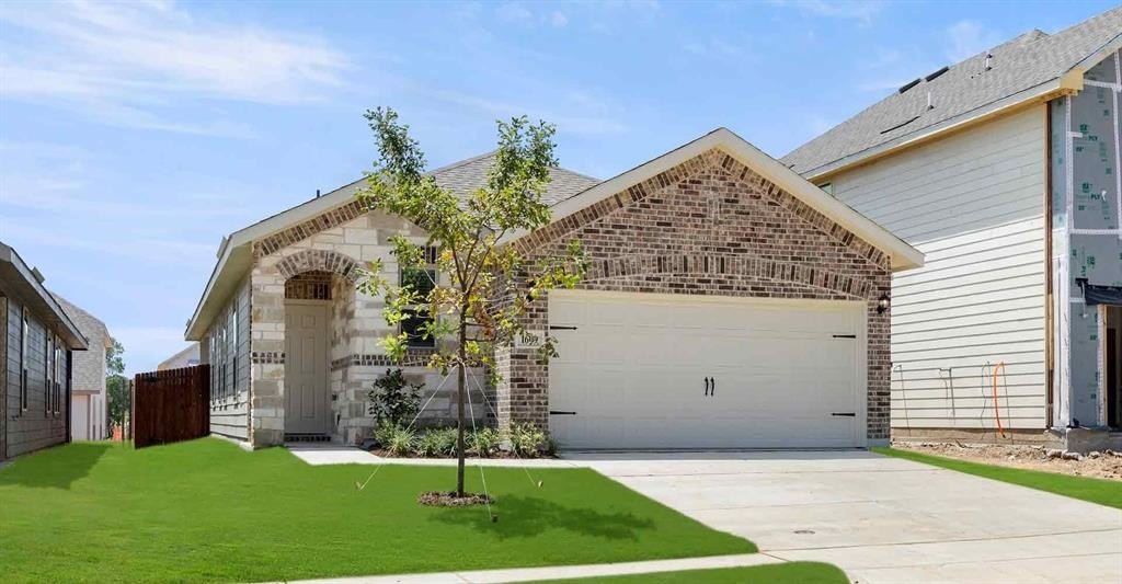 1812 Osage, Mesquite, TX 75149, 3 Bedrooms Bedrooms, ,2 BathroomsBathrooms,Residential,For Sale,1812 Osage,20795834