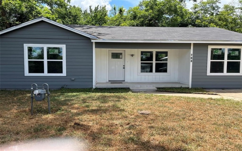 703 N Main Street, Rockdale, TX 76567, 8 Bedrooms Bedrooms, ,6 BathroomsBathrooms,Residential,For Sale,703 N Main Street,0,20795914