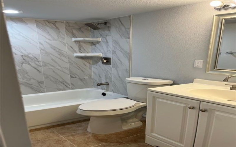 703 N Main Street, Rockdale, TX 76567, 8 Bedrooms Bedrooms, ,6 BathroomsBathrooms,Residential,For Sale,703 N Main Street,0,20795914