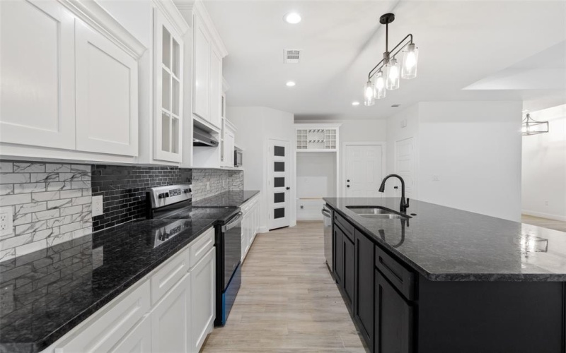 3313 Collin Street, Fort Worth, TX 76119, 3 Habitaciones Habitaciones , ,2 BañosBaños,Residential,En Venta,3313 Collin Street,20795958
