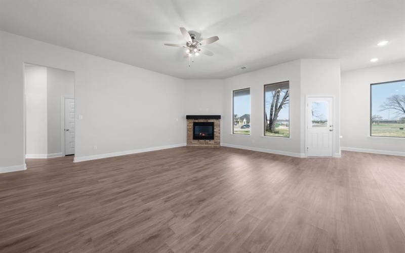 117 Ellis, Canton, TX 75103, 4 Bedrooms Bedrooms, ,2 BathroomsBathrooms,Residential,For Sale,117 Ellis,20792051